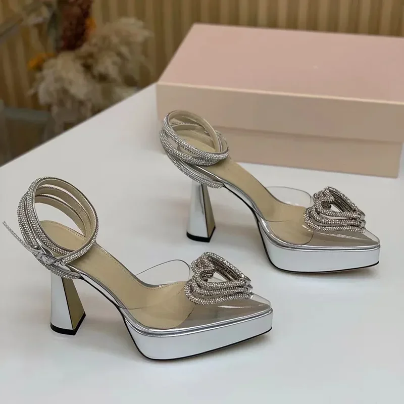 Platform Crystal Love Decorati - Pointed Toe Flat reseña y precio