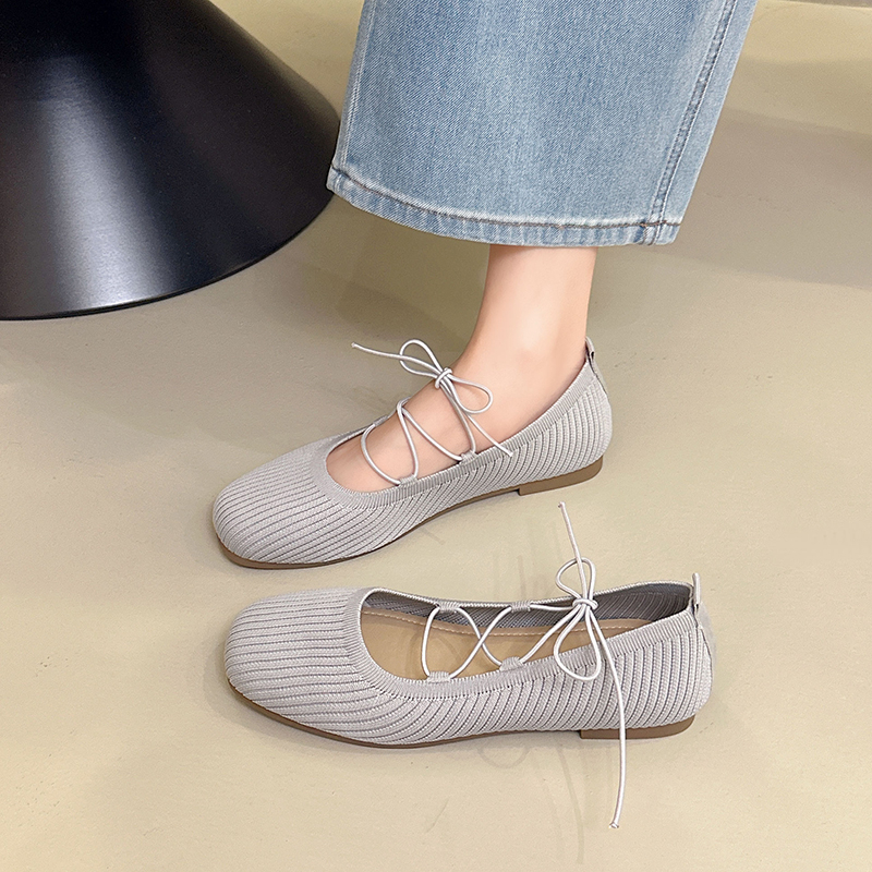 Frenchly Gentle Marie-Jeanne W - Pointed Toe Flat reseña y precio